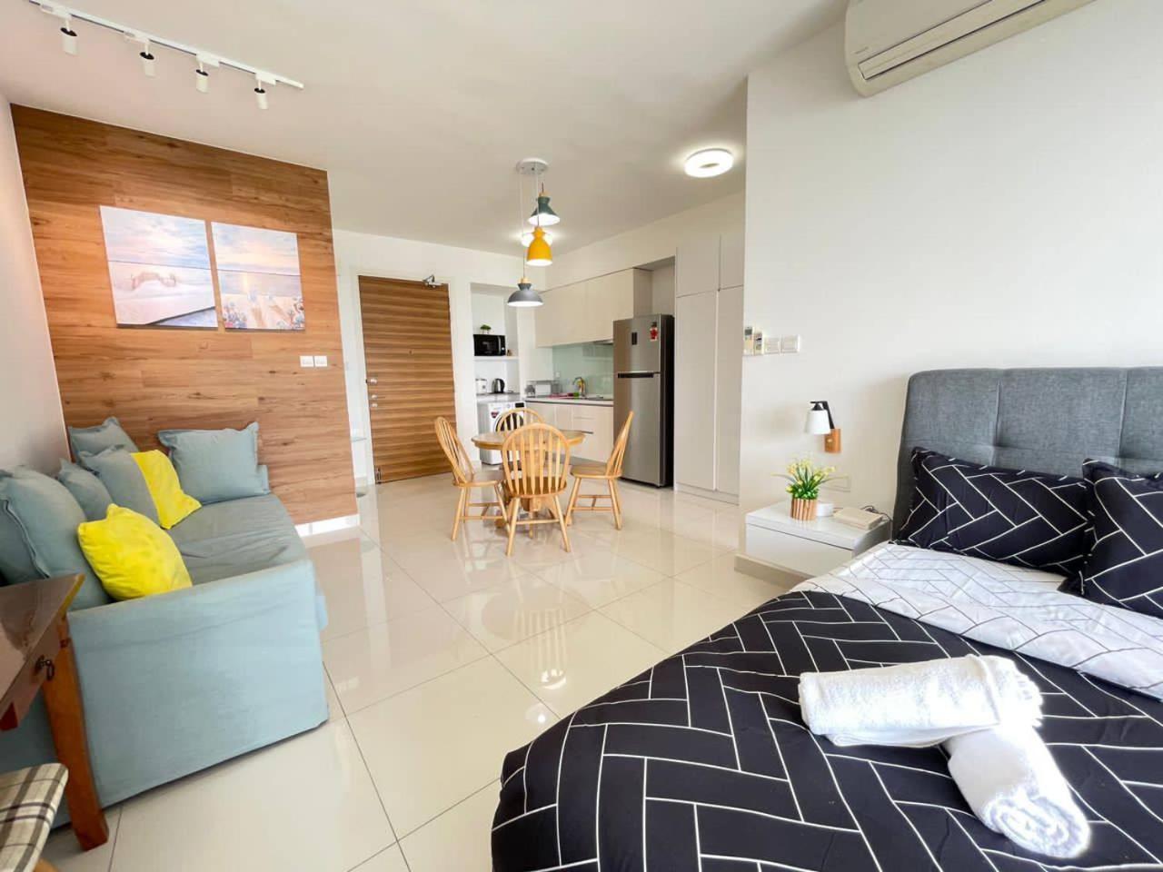 Teega Suites Seaview By Vdo Homestay Nusajaya  Exterior photo